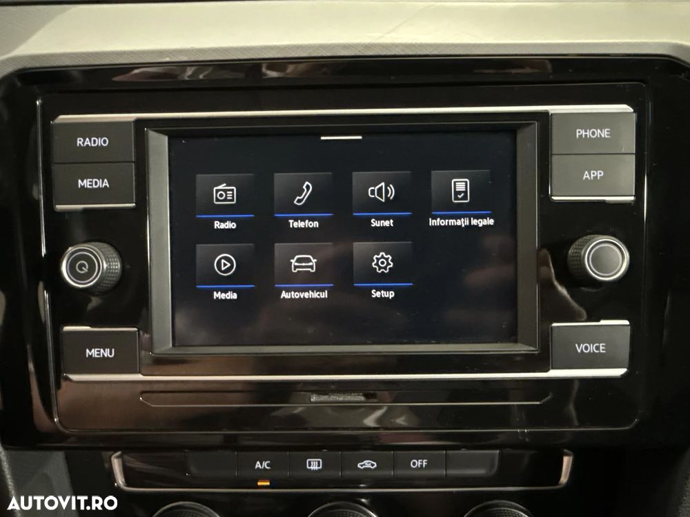 Volkswagen Passat - 18