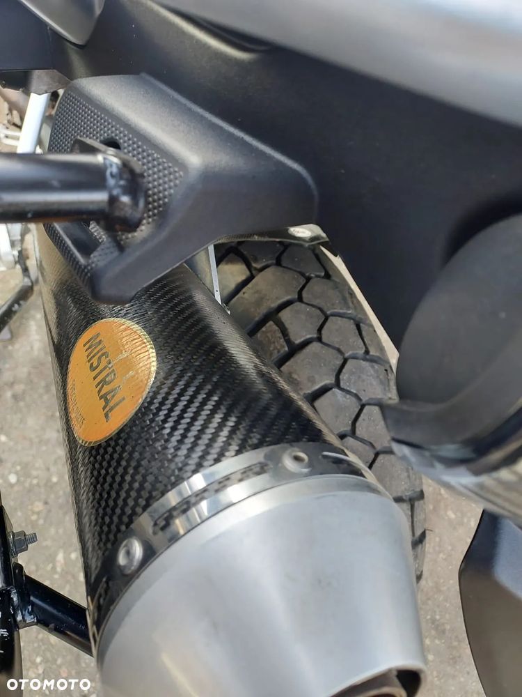 Moto Guzzi Stelvio - 26