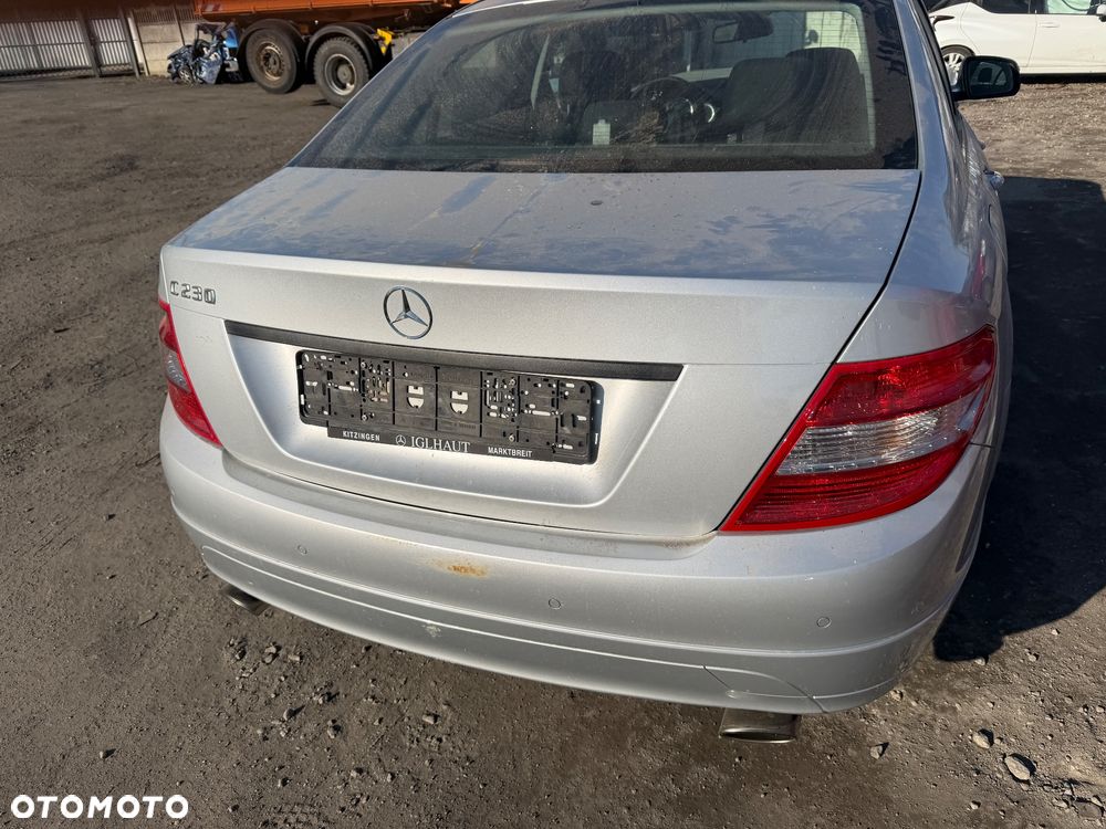 Mercedes-Benz Klasa C 230 7G-TRONIC - 7