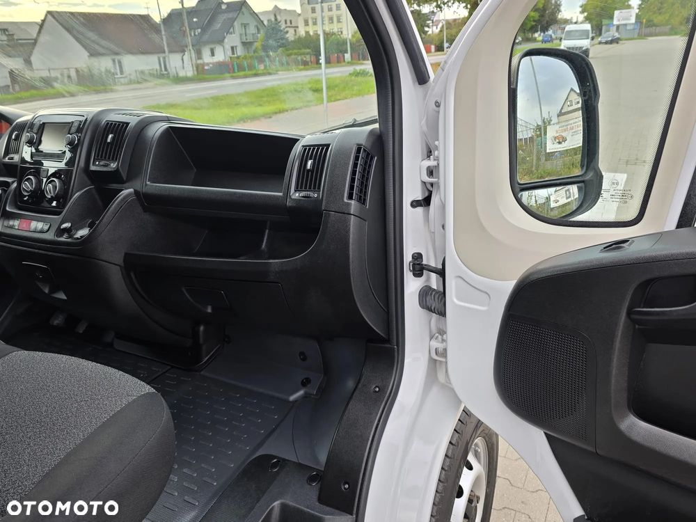 Fiat Ducato Kontener+Winda MAXI - 16