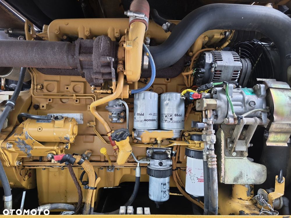 Caterpillar M316C - 10