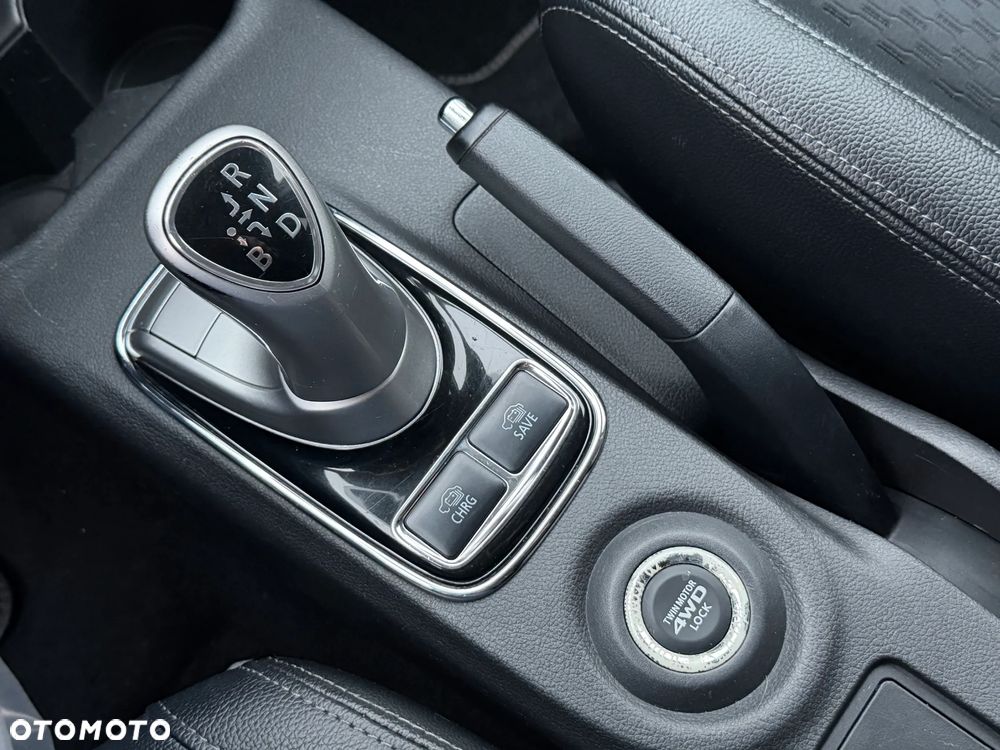 Mitsubishi Outlander 2.0 4WD - 18