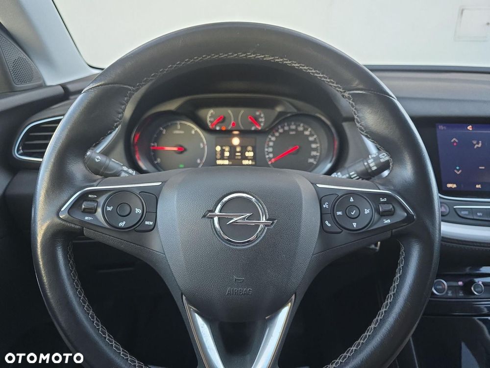 Opel Grandland X 1.6 CDTI Enjoy S&S - 11