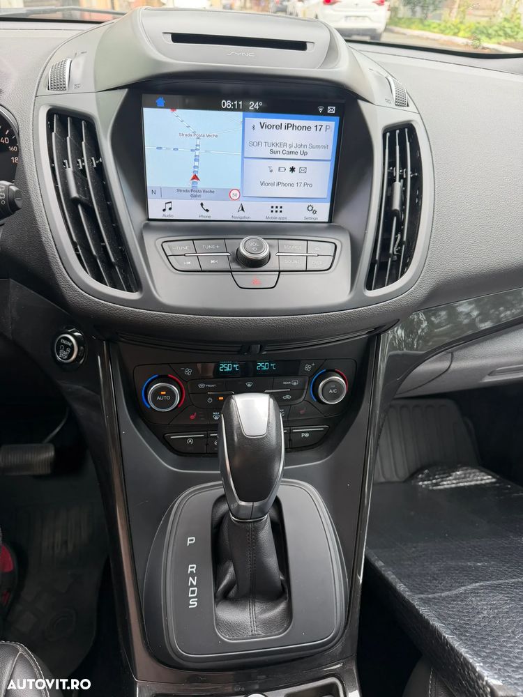 Ford Kuga 2.0 TDCi Powershift 4WD Titanium - 8
