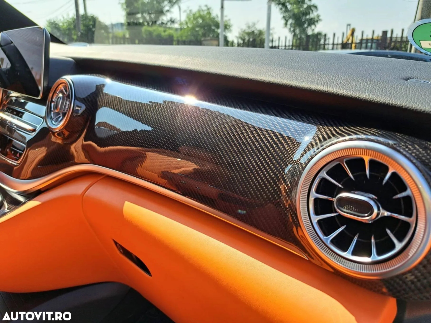 Mercedes-Benz V - 10