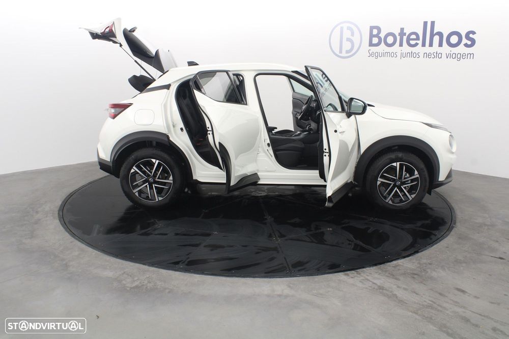Nissan Juke 1.0 DIG-T N-Connecta DCT - 16