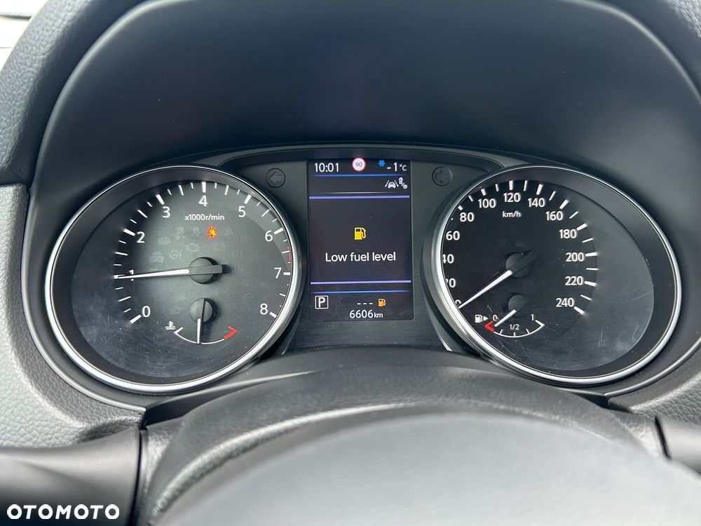 Nissan Qashqai 1.3 DIG-T TEKNA+ - 38