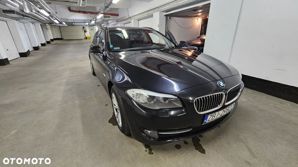 BMW Seria 5 520d - 8