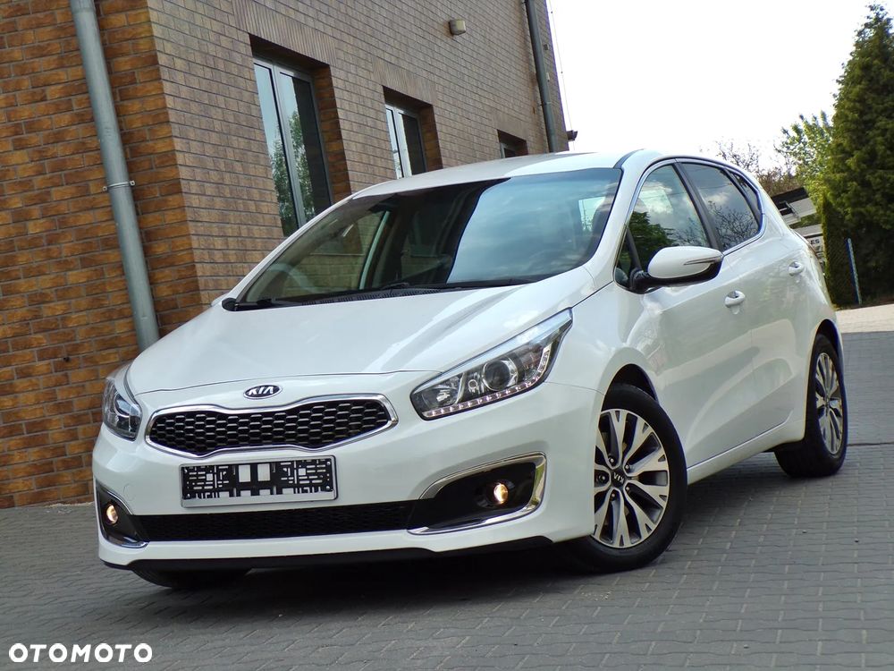 Kia Ceed 1.6 CRDi L - 1