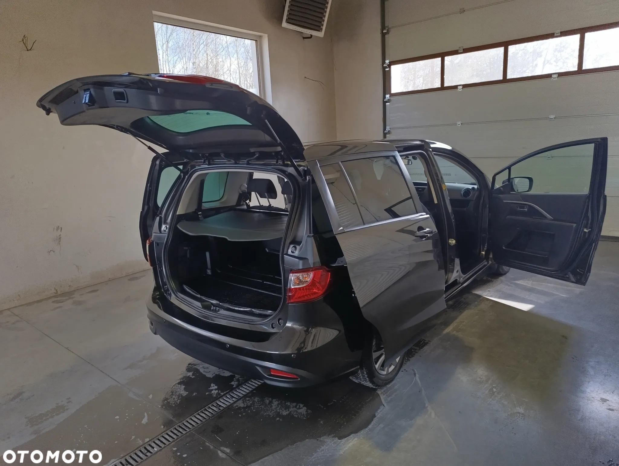 Mazda 5 1.6 CD Navi + - 34