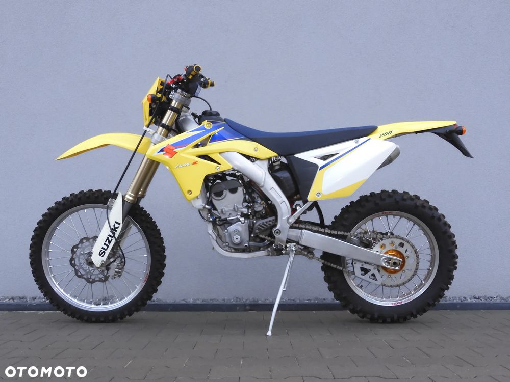 Suzuki RM-Z - 32