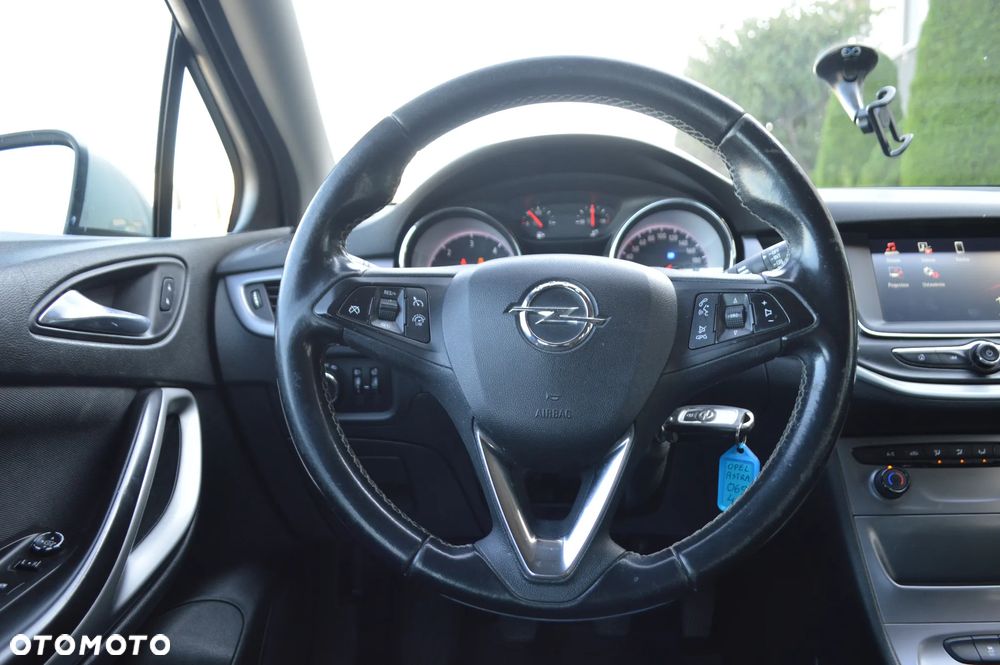 Opel Astra - 18