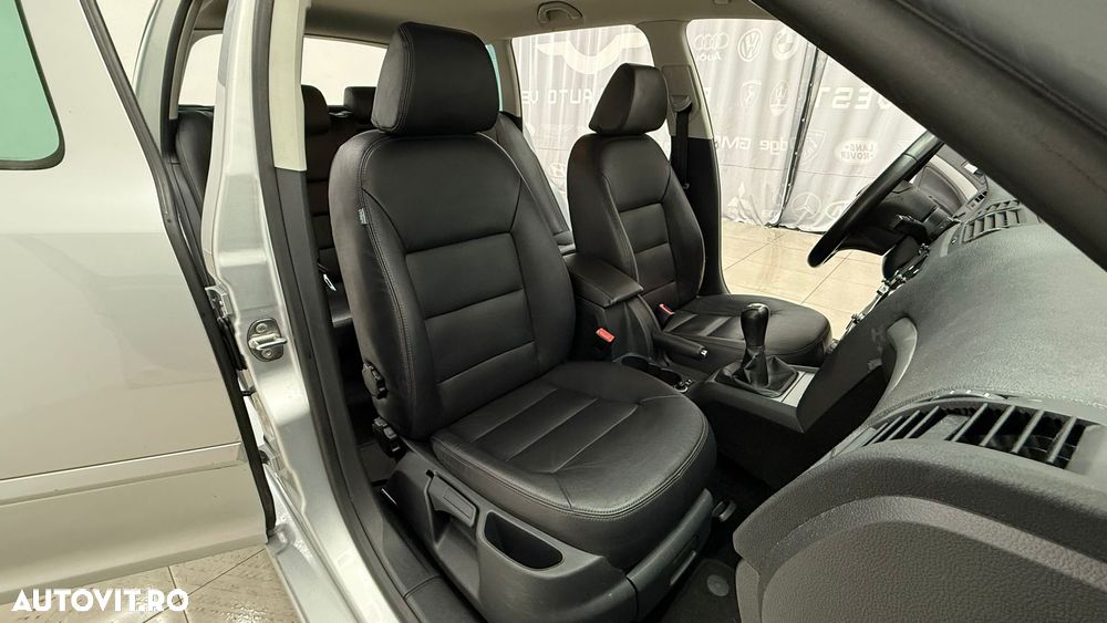 Skoda Octavia 1.2 TSI ACTIVE - 18