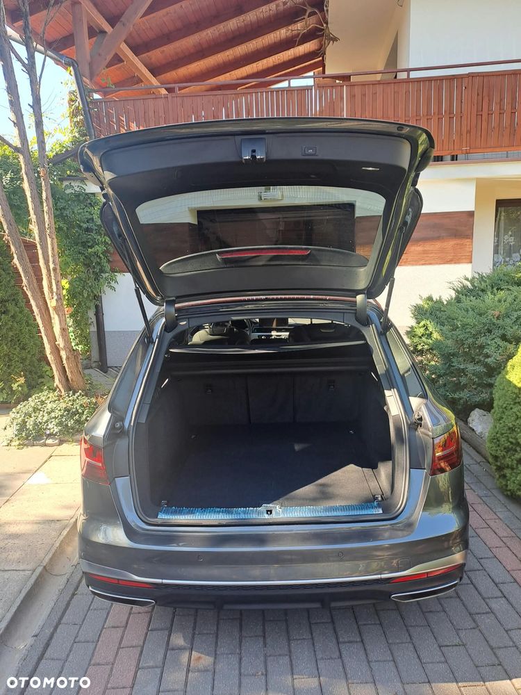 Audi A4 Avant - 11