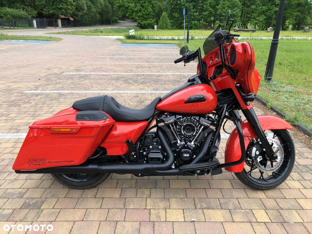 Harley-Davidson Touring Street Glide - 1