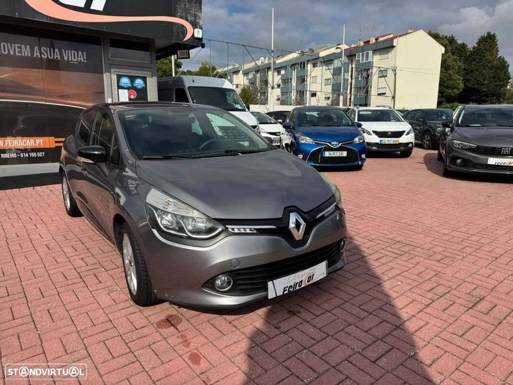 Renault Clio 0.9 TCe Limited - 23