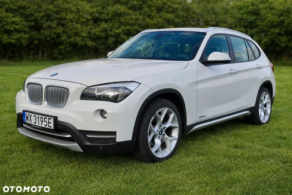 BMW X1 xDrive18d Sport Line - 1