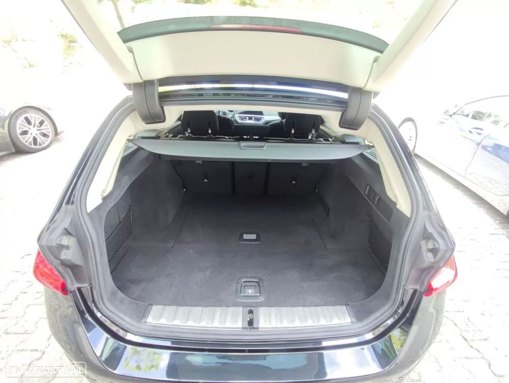 BMW 320 d Auto - 13