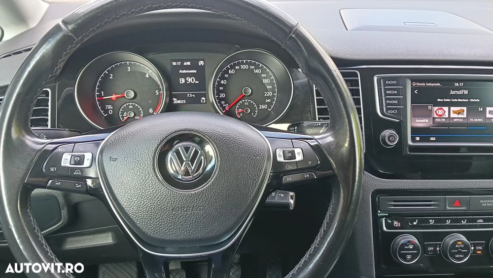 Volkswagen Golf 2.0 TDI SCR Highline - 10
