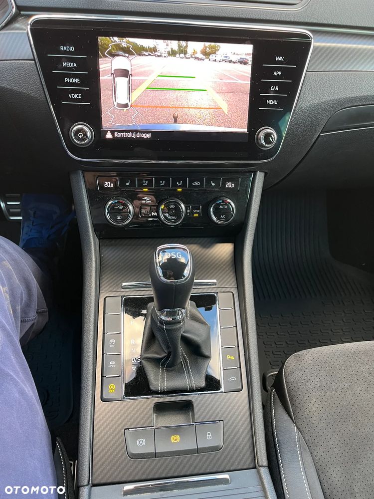 Skoda Superb III Kombi 19 - 22