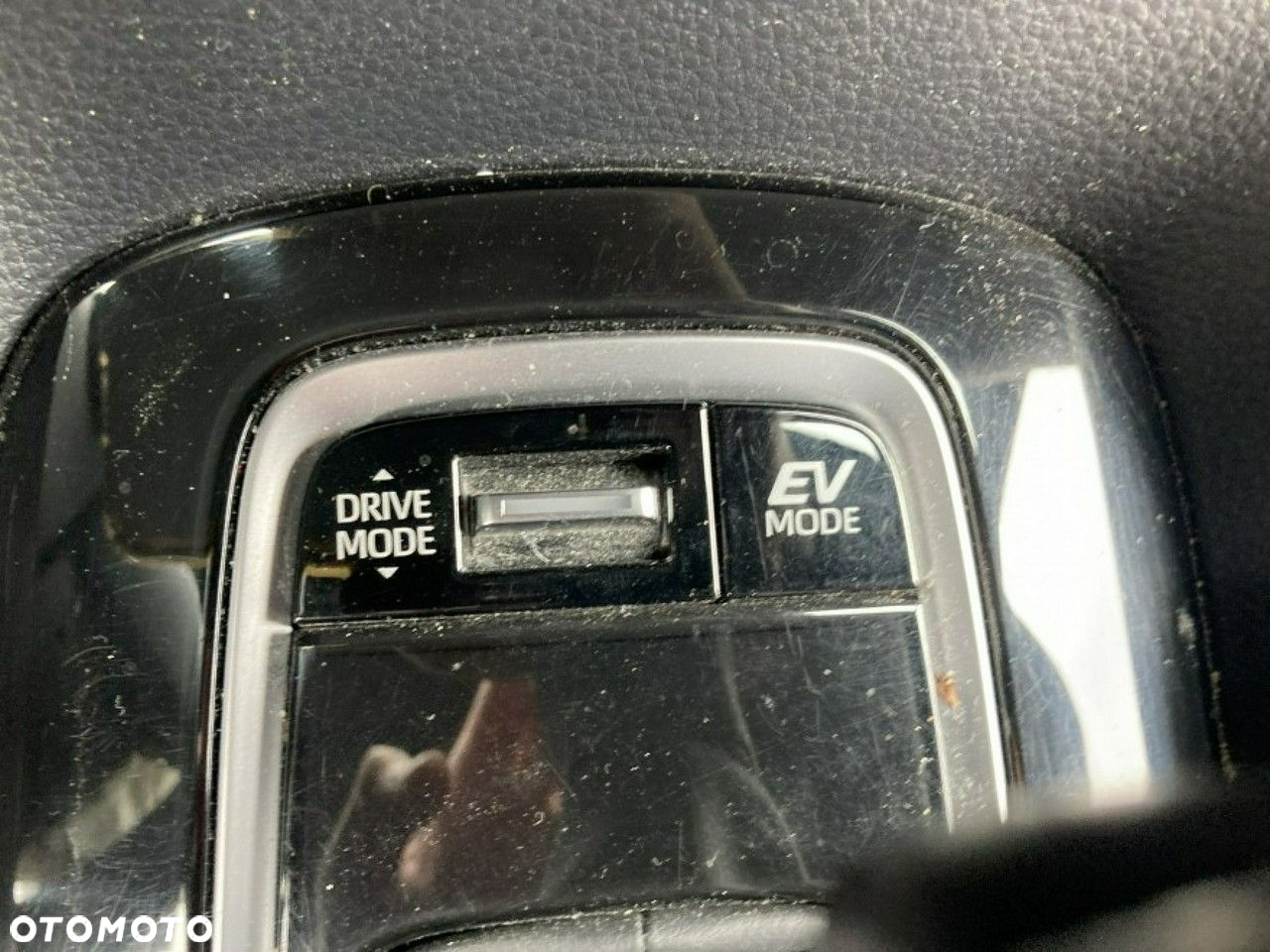 Toyota Corolla - 22