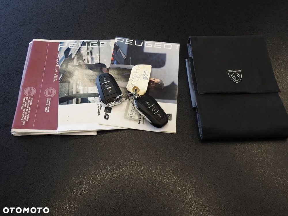 Peugeot 208 PureTech 75 Allure Pack - 37