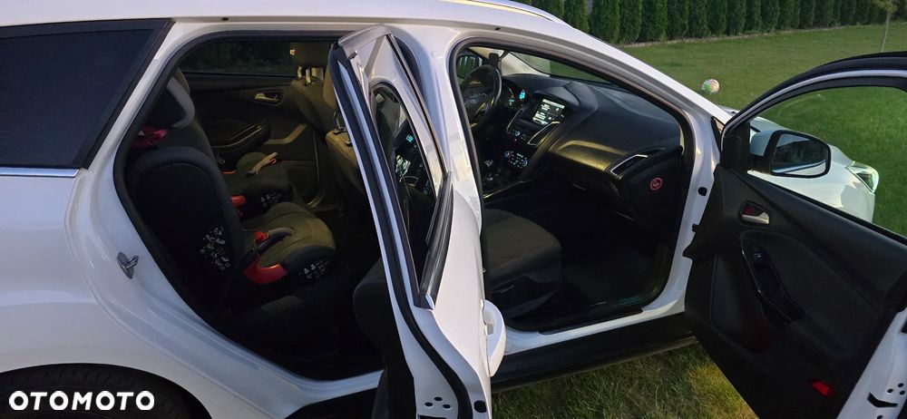 Ford Focus 1.0 EcoBoost Titanium - 6