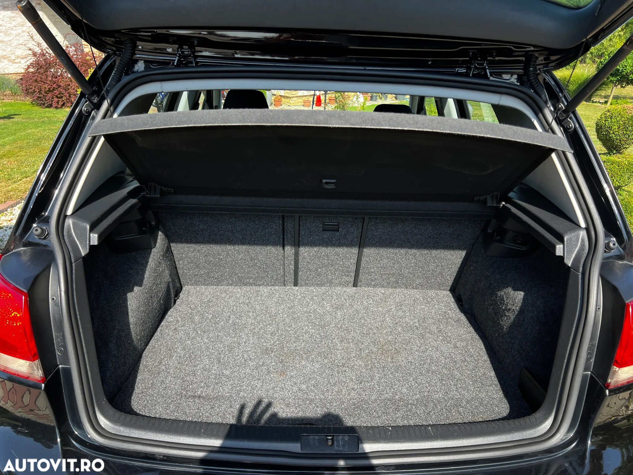 Volkswagen Golf 1.6 Comfortline - 27