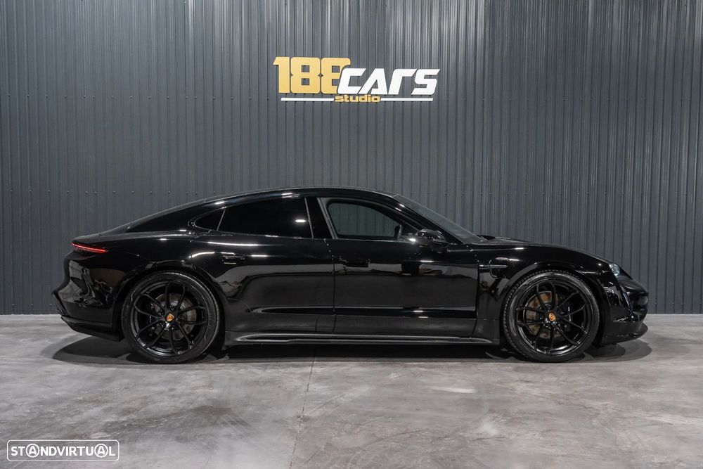 Porsche Taycan 4S Bateria Performance Plus - 43