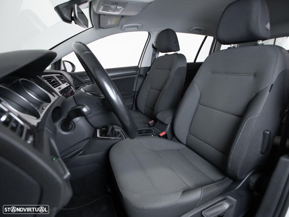 VW Golf Variant 1.6 TDi Confortline - 8