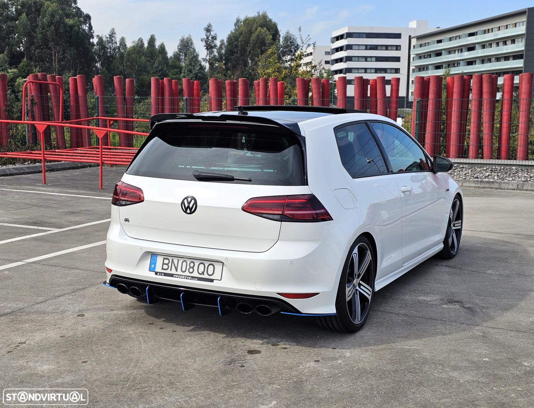 VW Golf 2.0 TSi R DSG - 9