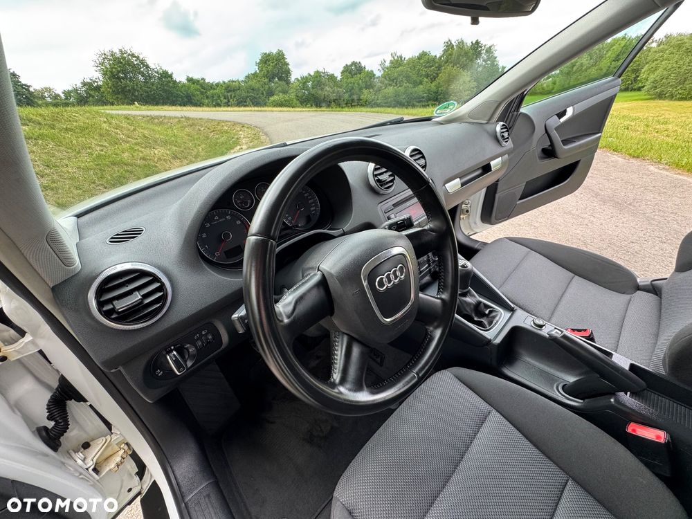 Audi A3 Sportback - 21