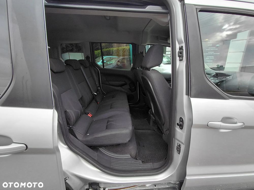 Ford Tourneo Connect - 18