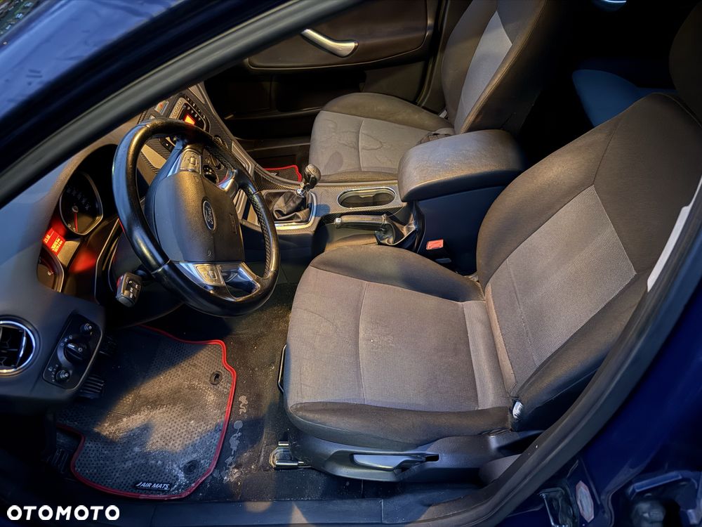 Ford Mondeo - 7