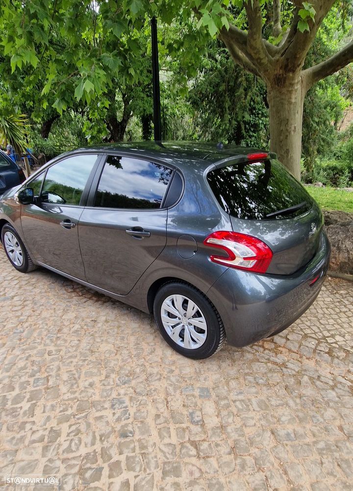 Peugeot 208 PureTech 82 Style - 10