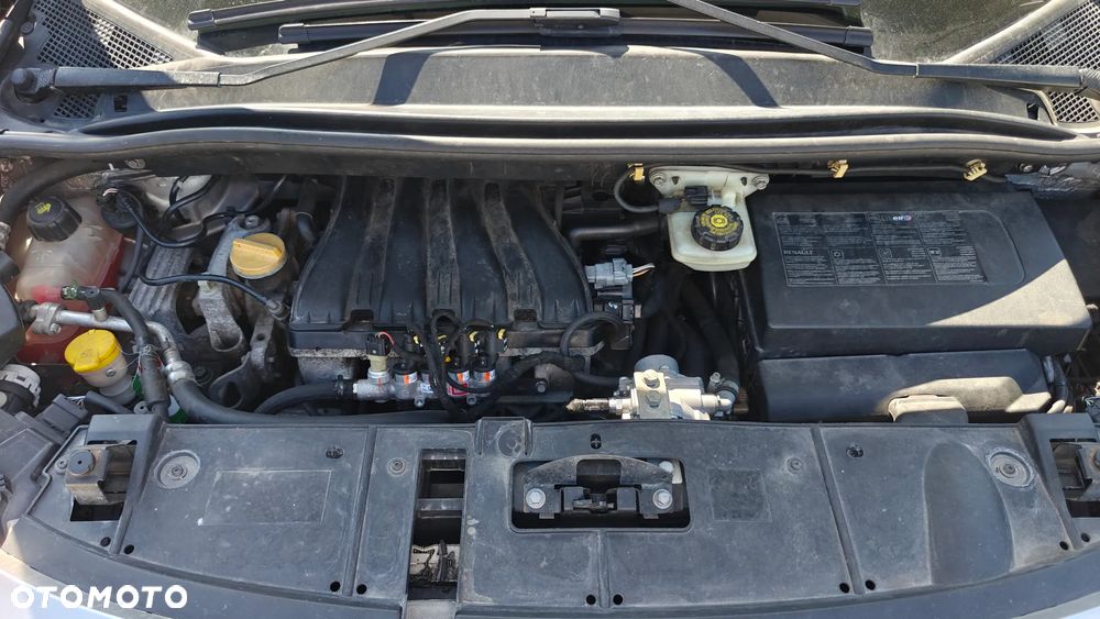 Renault Grand Scenic 2.0 16V 140 CVT Luxe - 21