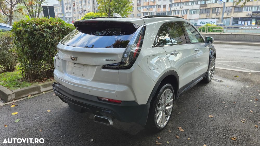 Cadillac XT4 - 8