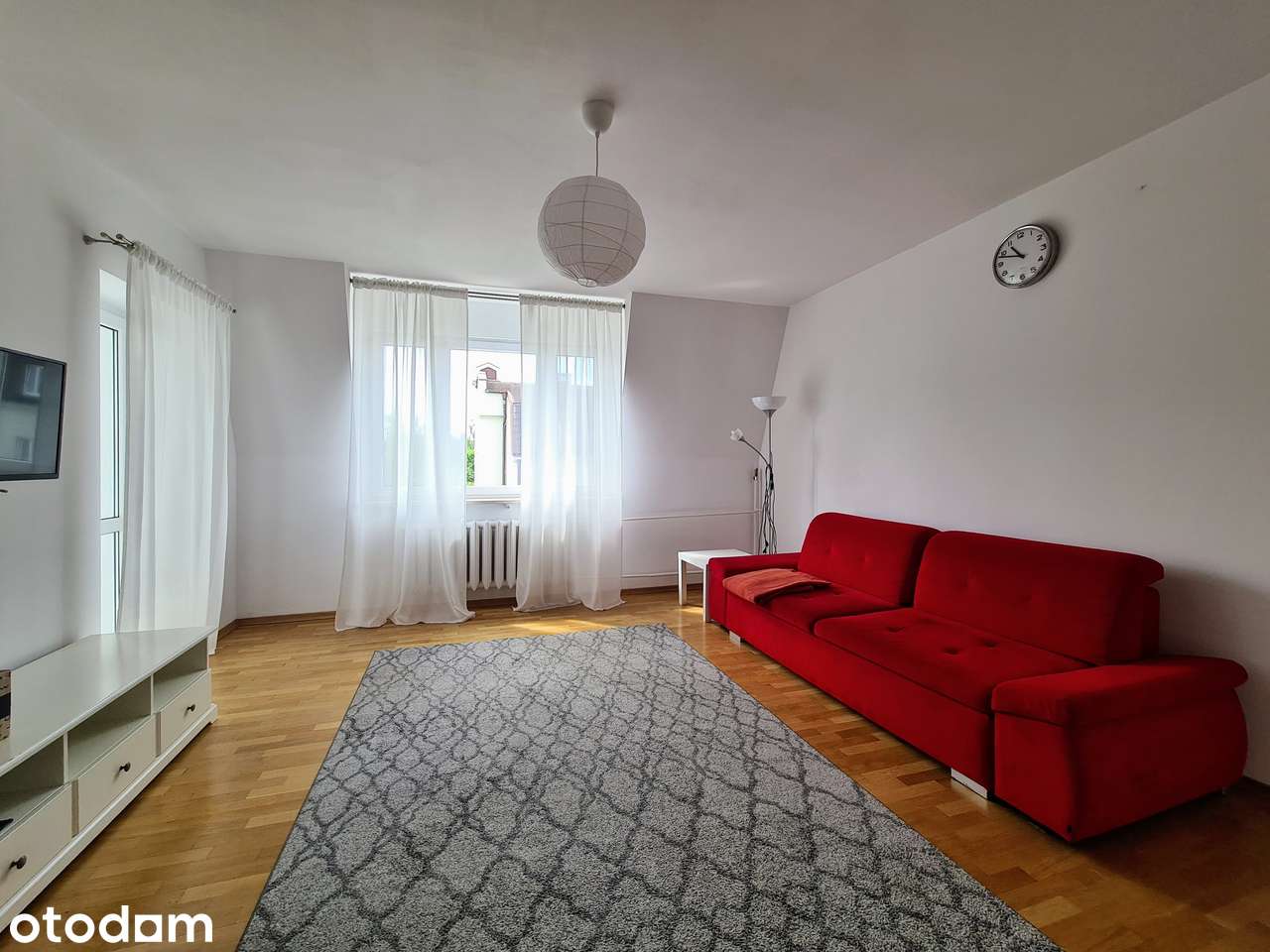 Okazja, ciche 2 pokoje, osobna kuchnia z dużą jadalnią, taras