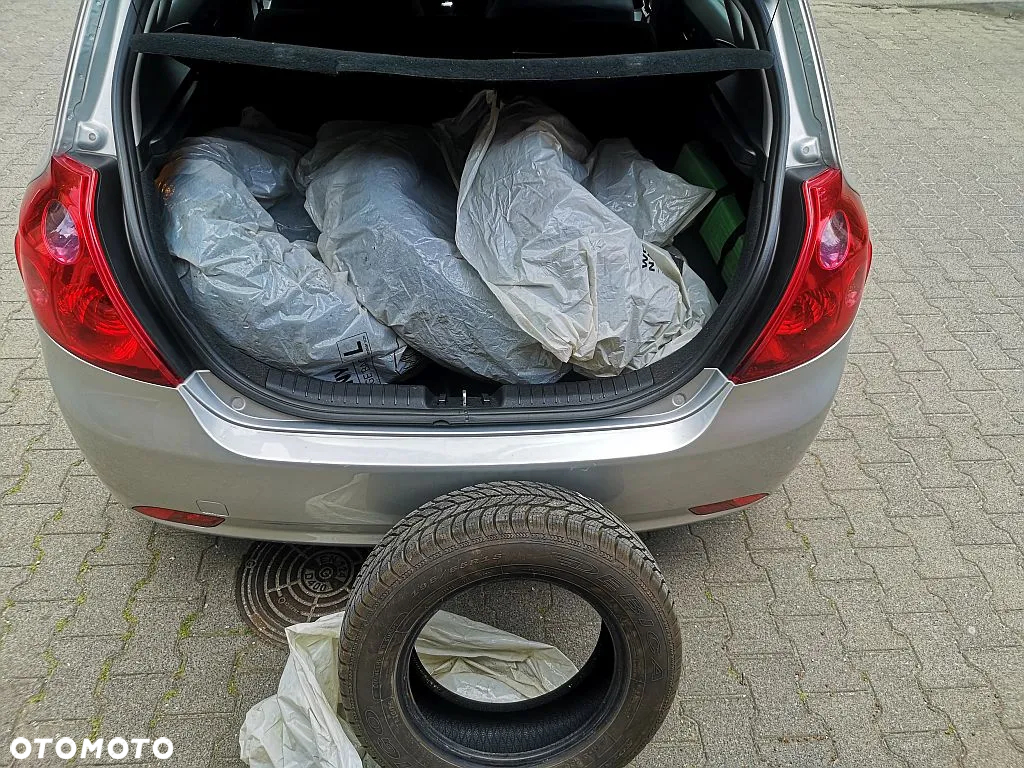 Kia Ceed - 21