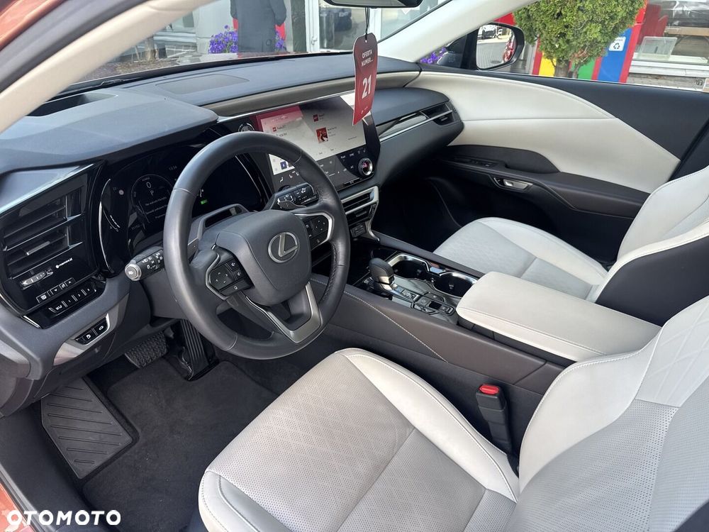 Lexus RX - 7