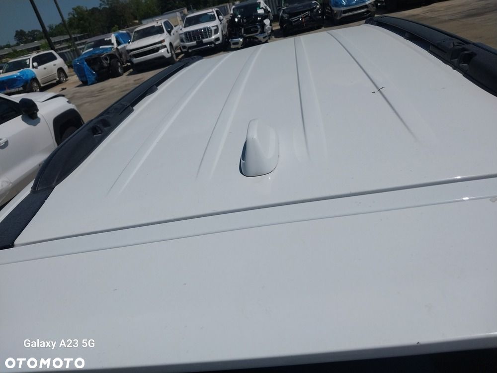 Chrysler Pacifica - 12