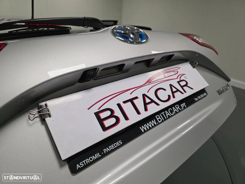 Toyota Yaris 1.5 HSD Comfort +P.Style+P.Techno - 35