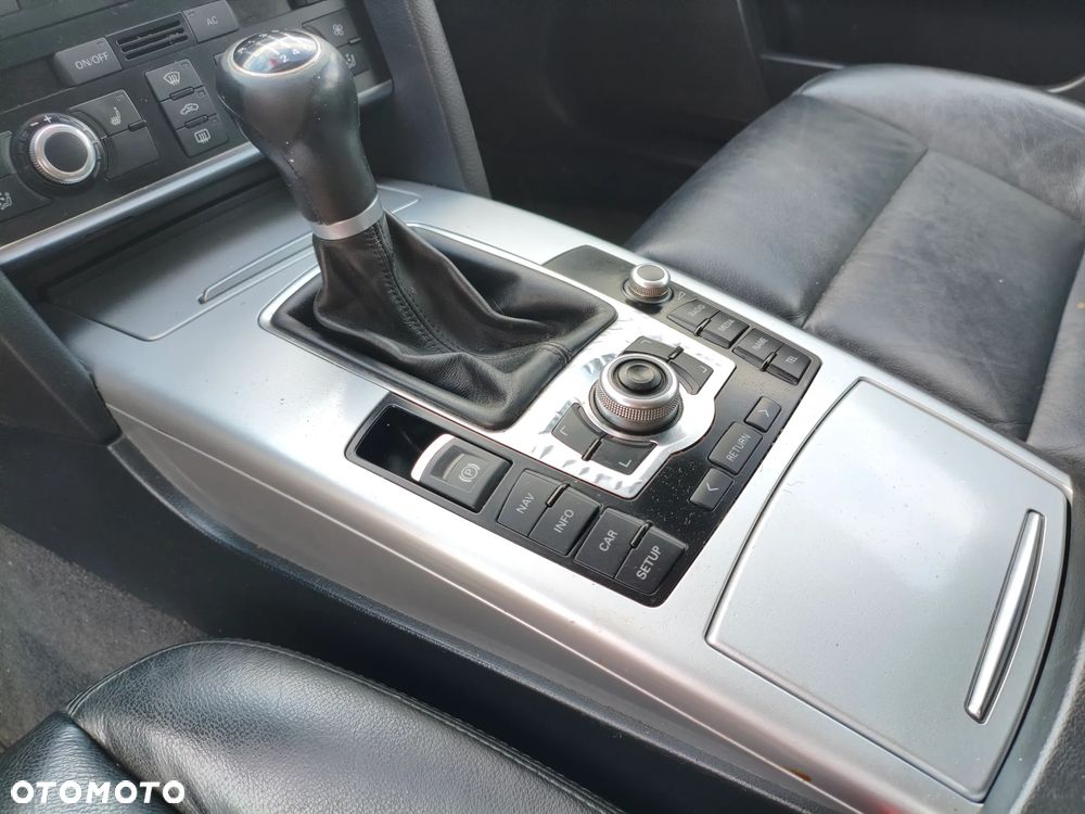 Audi A6 Avant - 10
