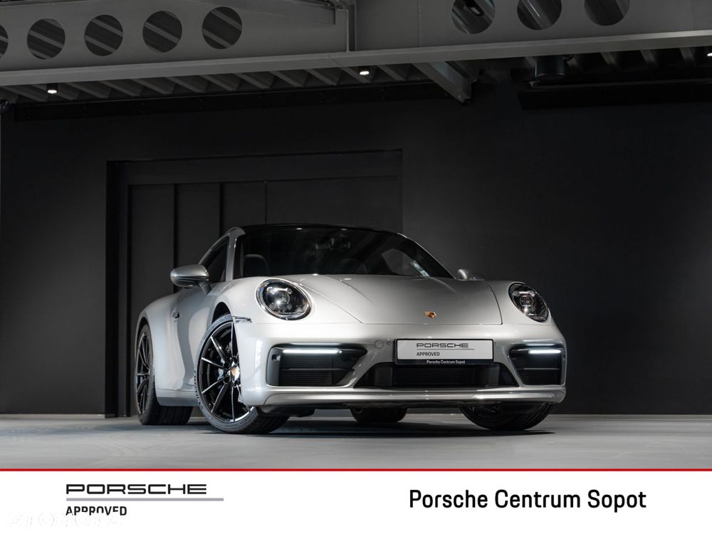 Porsche 911 Carrera - 9