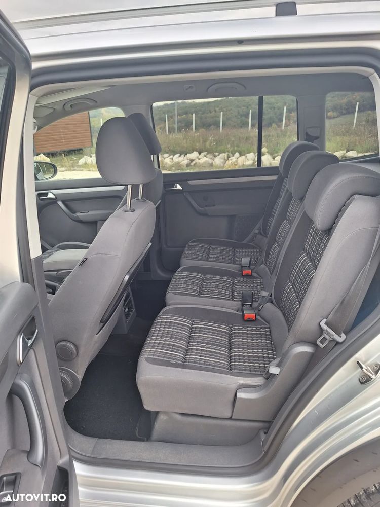 Volkswagen Touran 2.0 TDI DPF Cross - 17