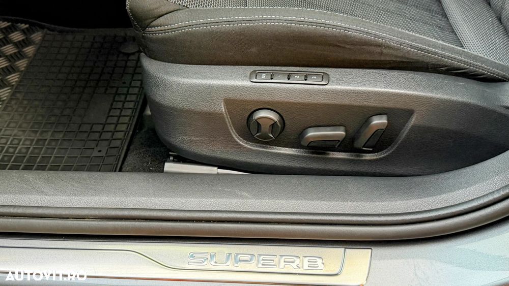 Skoda Superb 2.0 TDI DSG Style - 15