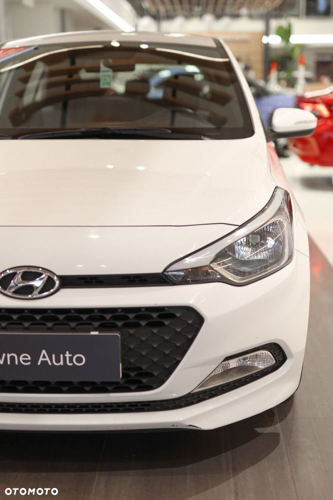 Hyundai i20 1.2 Fresh - 18