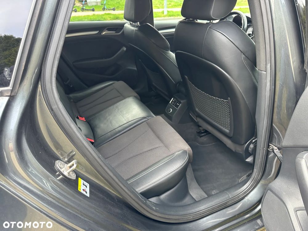Audi A3 Limousine 2.0 TDI (clean diesel) S line Sportpaket - 4