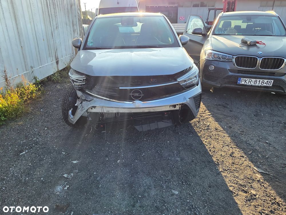 Opel Crossland - 14