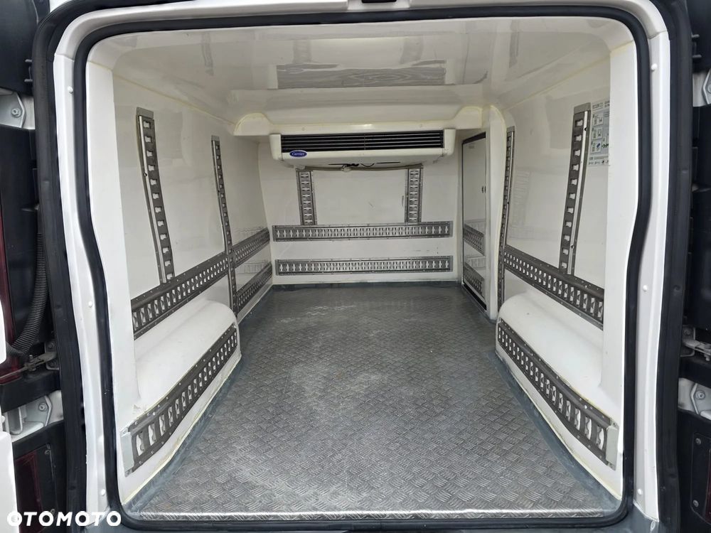 Opel Vivaro Long Chłodnia - 10